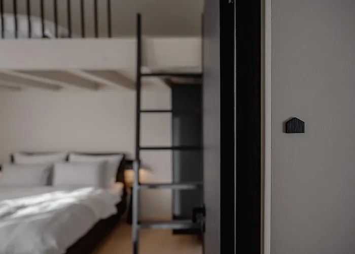 Schwarzkobel Privatlodge Windorf